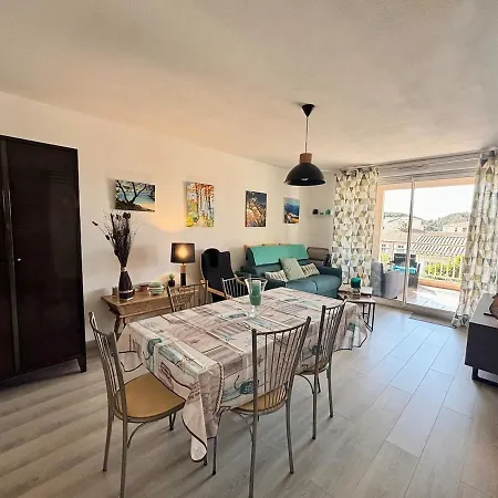 Apartment Avec Terrasse Privee, Climatise