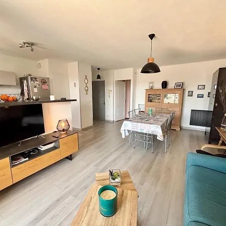 Apartment Avec Terrasse Privee, Climatise